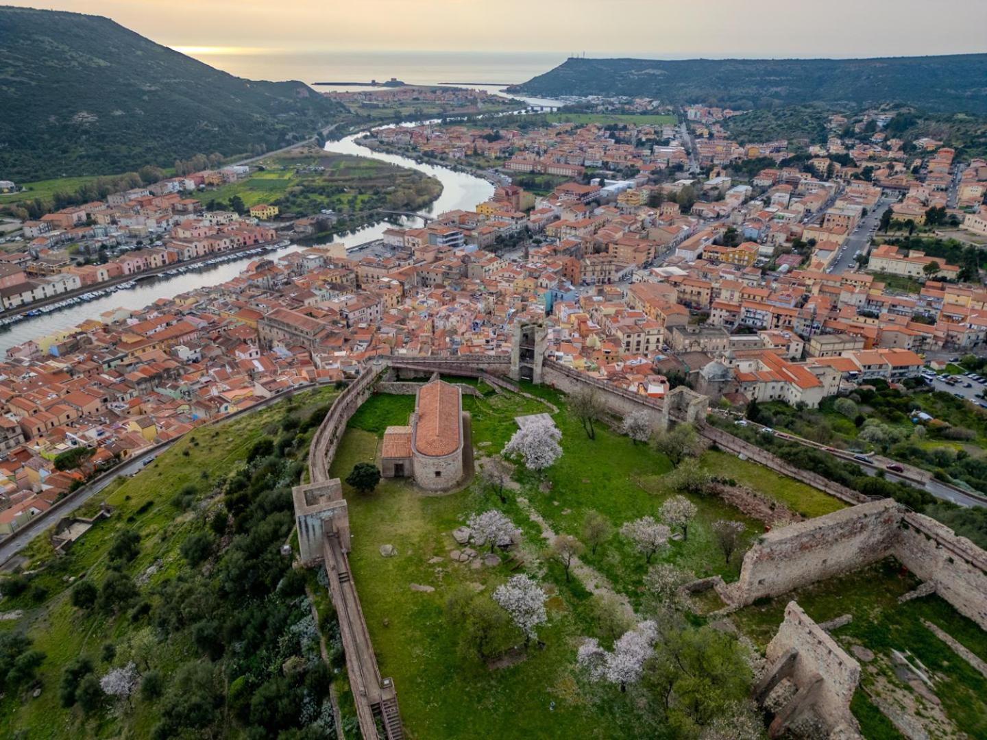 S'Apposentu - Un'Angolo Di Paradiso Con La Vista Sul Castello Bosa Exterior photo